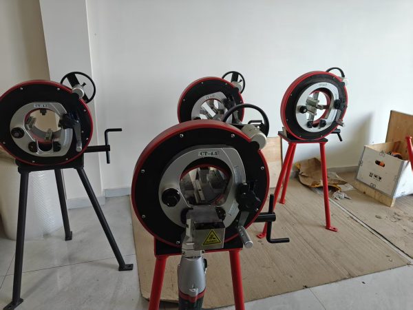 Pipe Cutting Machine